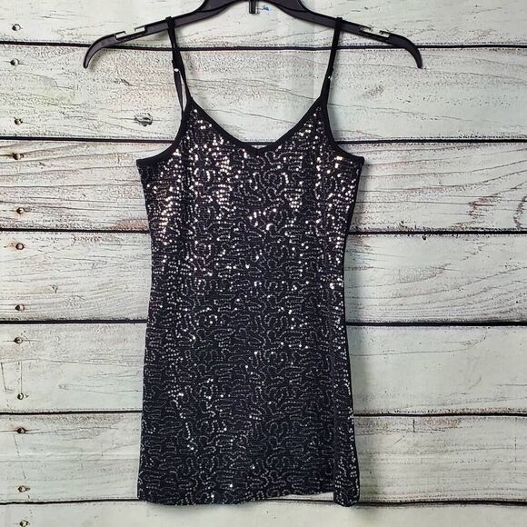 Vanity Medium Black Silver sequin Front Tank Top - Picture 1 of 6